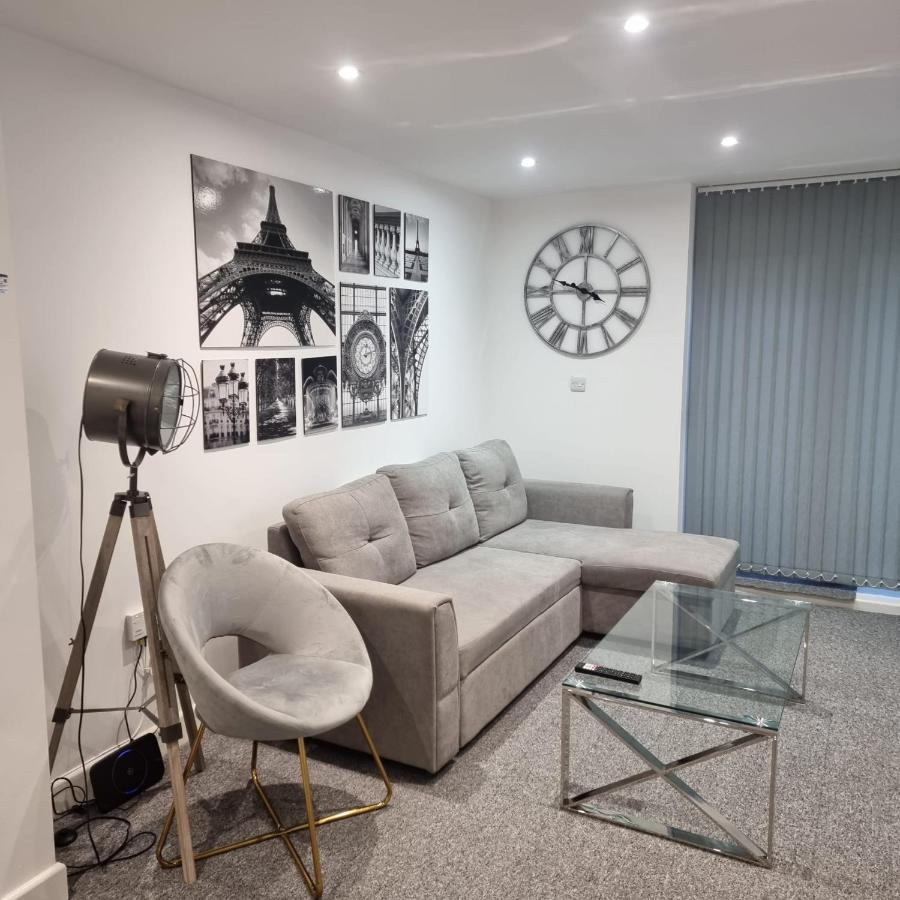 Classic 2 Bed Apartment In Oldkent Road London Exteriör bild
