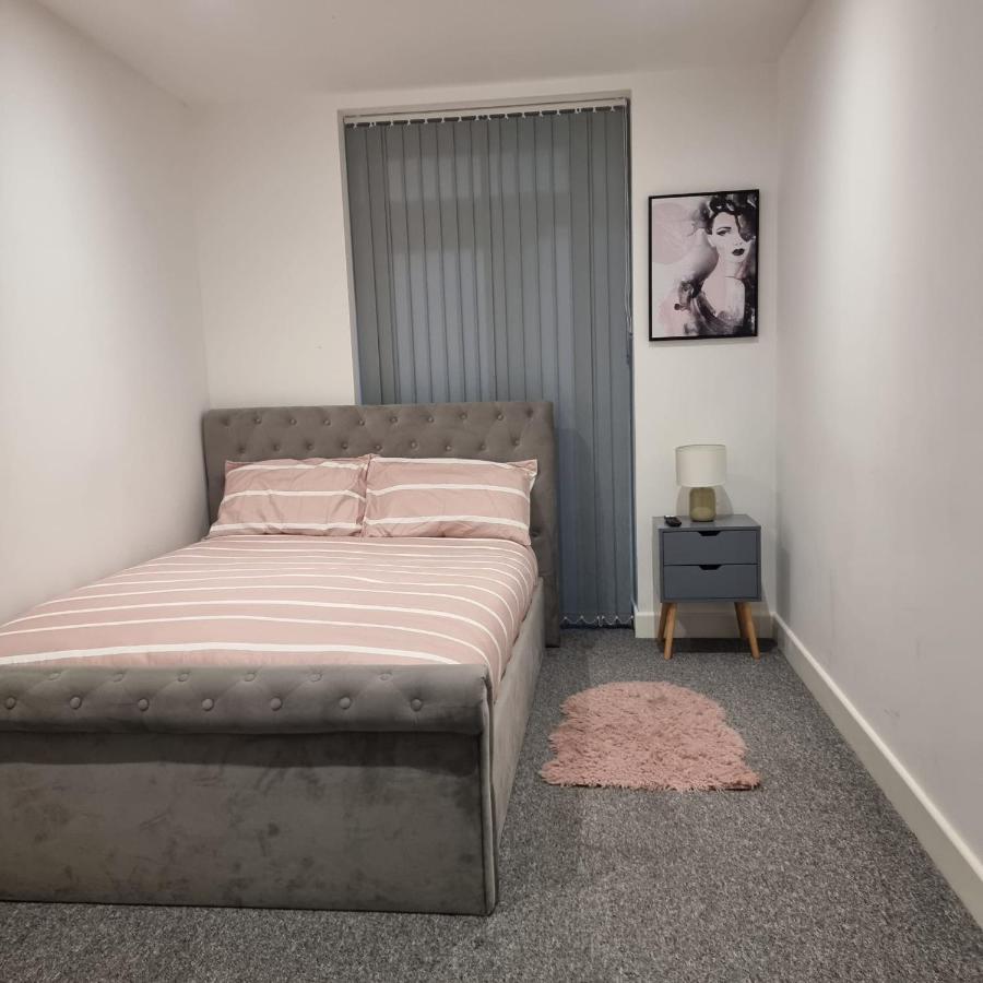 Classic 2 Bed Apartment In Oldkent Road London Exteriör bild