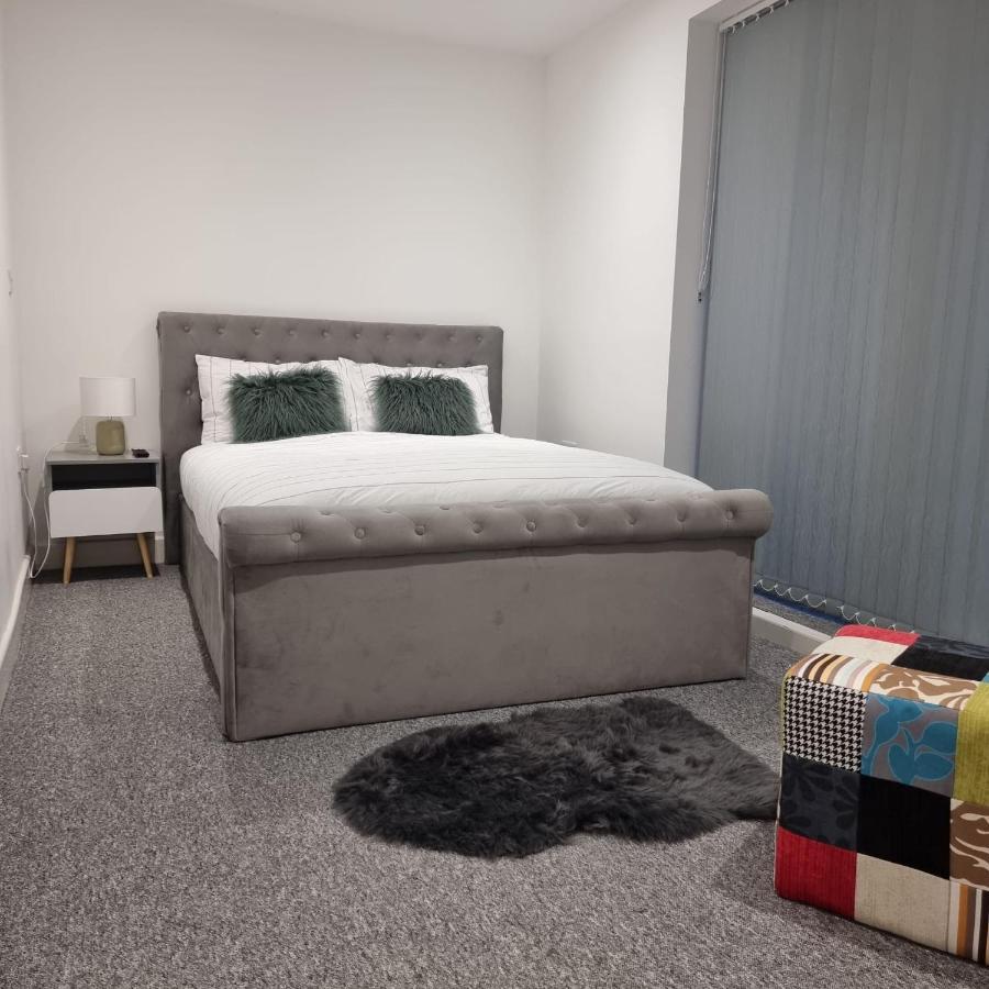 Classic 2 Bed Apartment In Oldkent Road London Exteriör bild